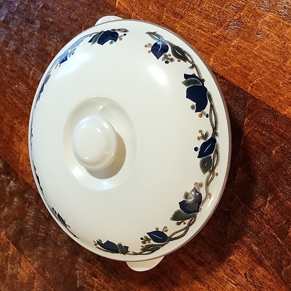 Mikasa Intaglio UEC, casserole dish oven to table